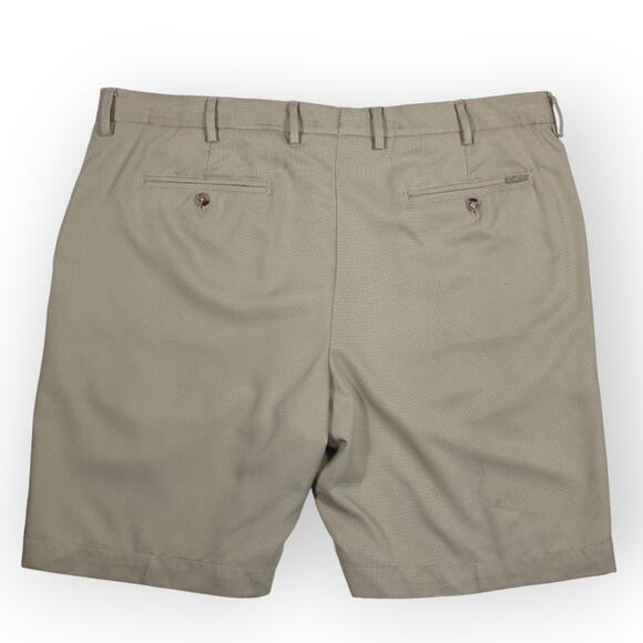 2 Pair Golf Shorts (40) Greg Norman Alltex Khaki & Charcoal Grey 9" Inseam - Picture 3 of 7